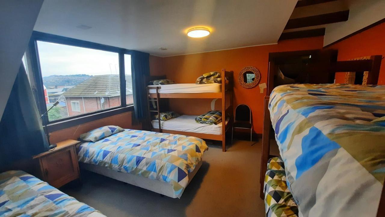 Хостел Manor House Backpackers Дьюндин Экстерьер фото
