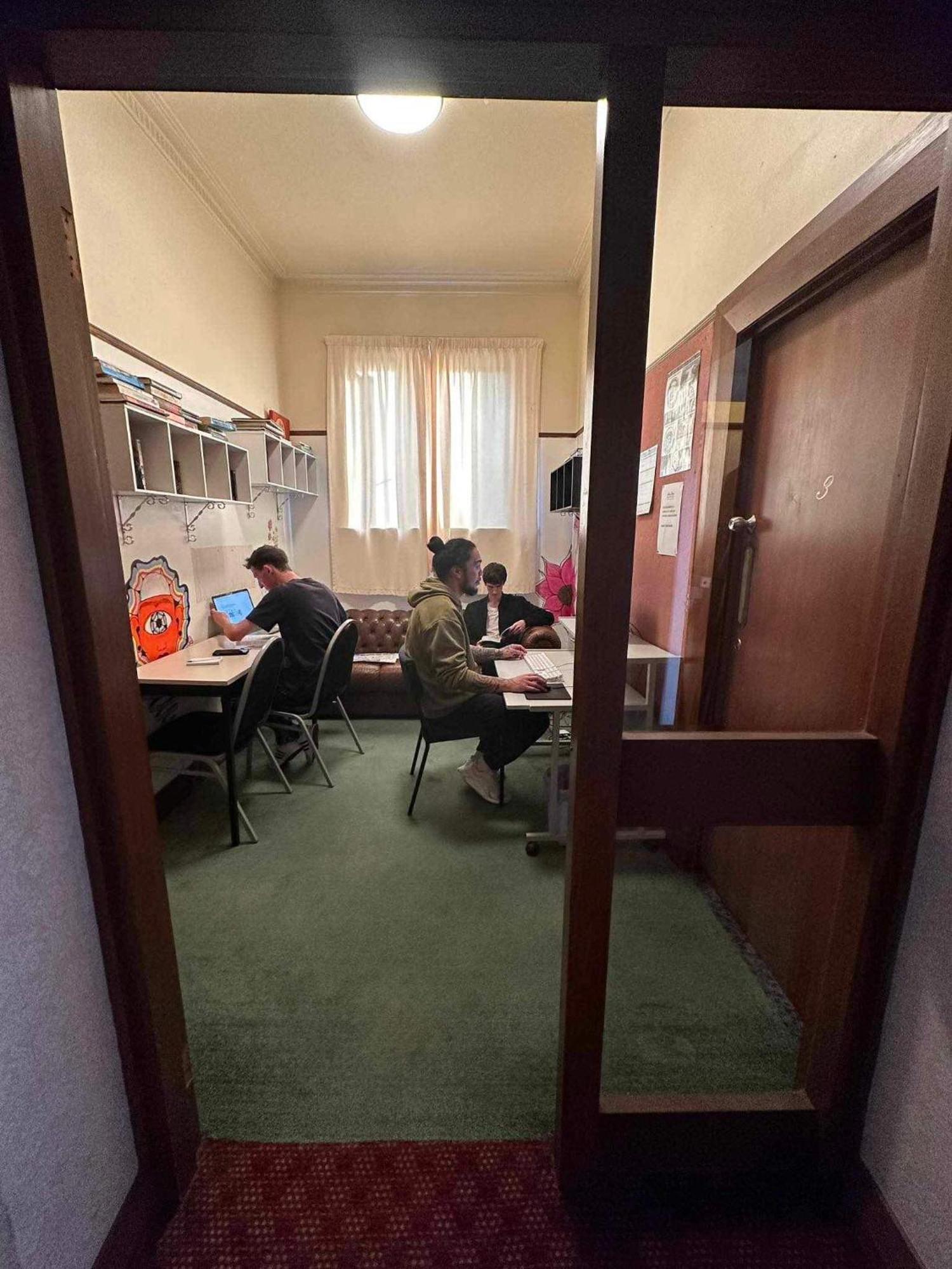 Хостел Manor House Backpackers Дьюндин Экстерьер фото